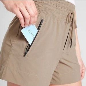 Athleta short
